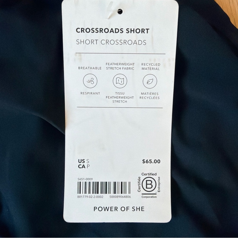 Athleta Crossroads Shorts Womens Small Black Activewear Running SRP  $65 Unlined - Picture 3 of 8